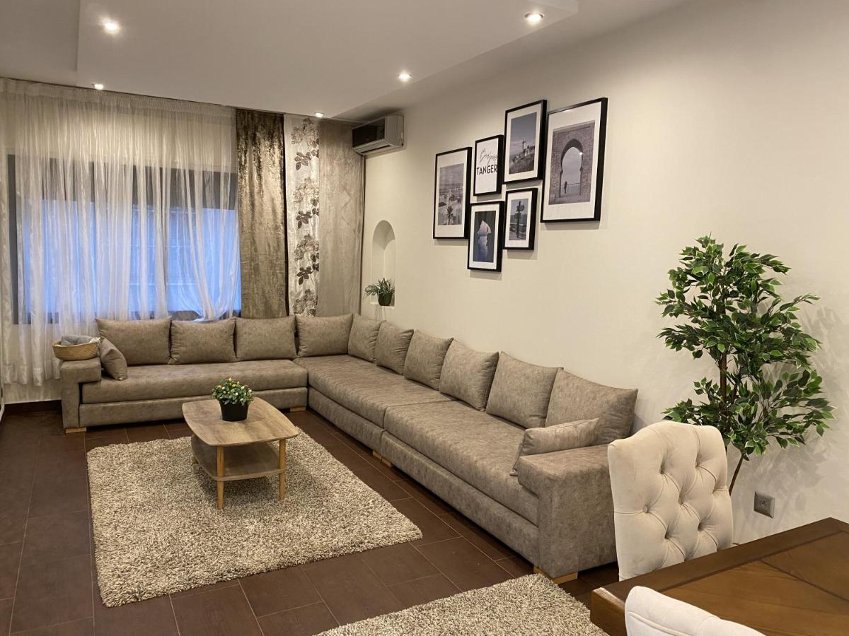 Appartement Moderne Et Spacieux Au Coeur De Tanger Extérieur photo